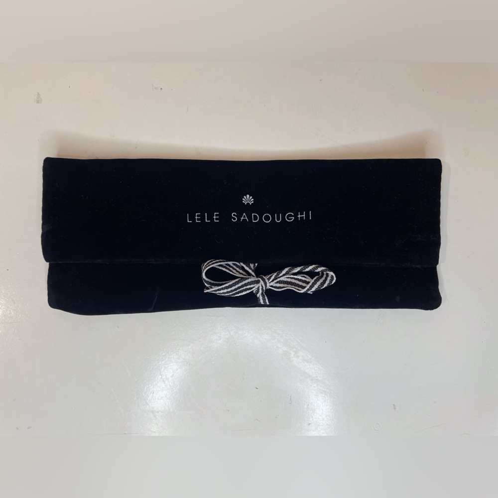 LELE SADOUGHI Women’s Black Velvet Case for Necklace or‎ Glasses